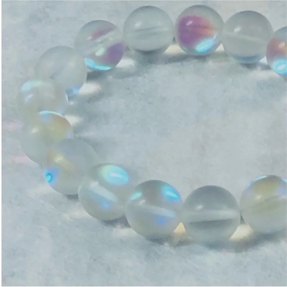 UNBRANDED Frosted Iridescent GLASS AB BEADED Luminous Stretch Bracelet - Picture 3 of 9